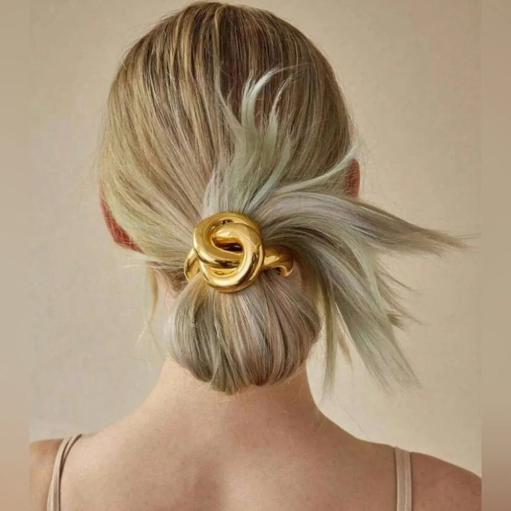 Metal Knot Hair TieNew ✨✨🔥